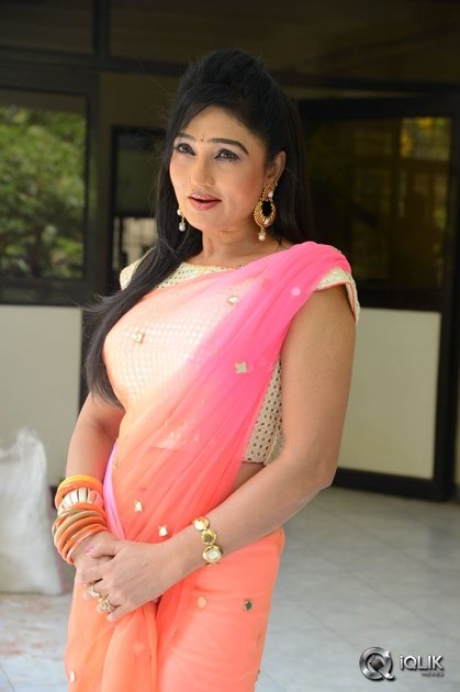 Ramya-Sri-Interview-About-O-Malli